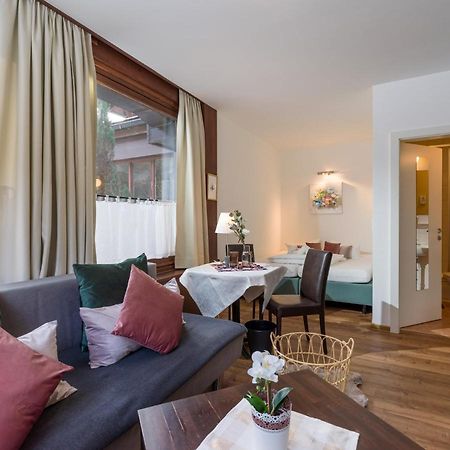 Gasthof Restaurant Waldcafe Mayrhofen Dış mekan fotoğraf