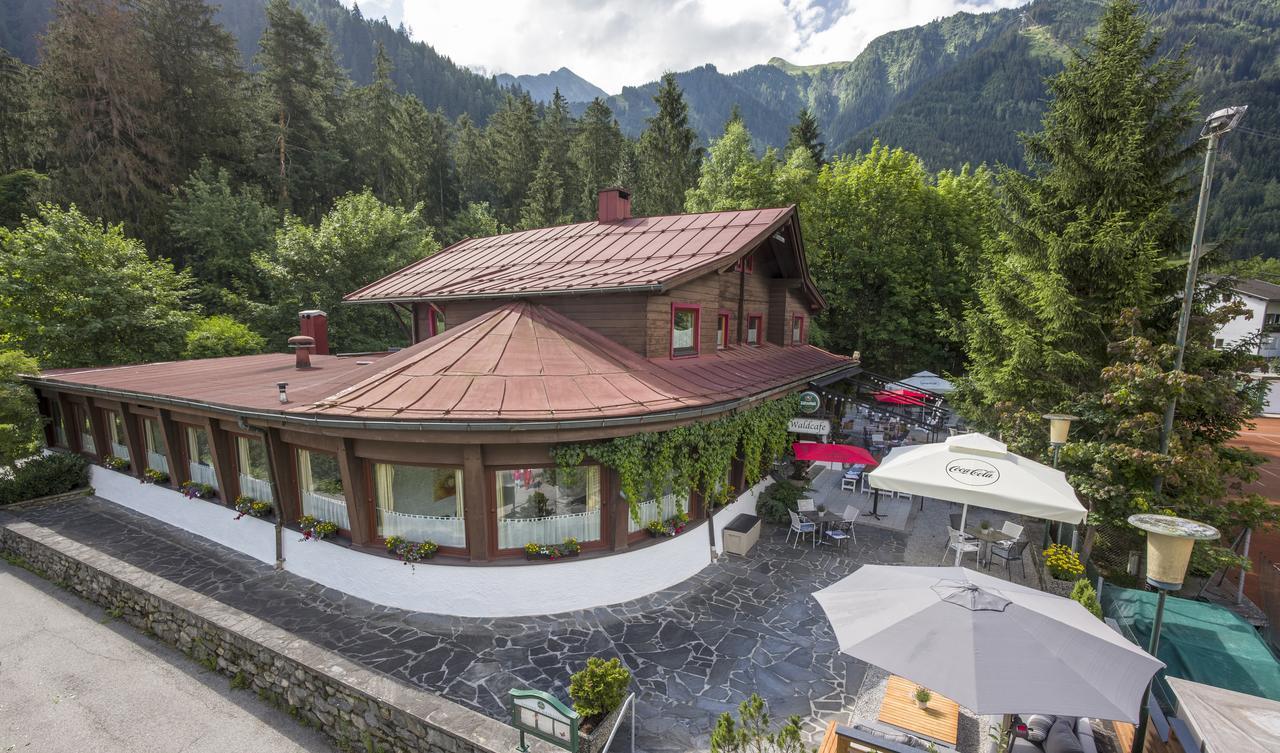 Gasthof Restaurant Waldcafe Mayrhofen Dış mekan fotoğraf